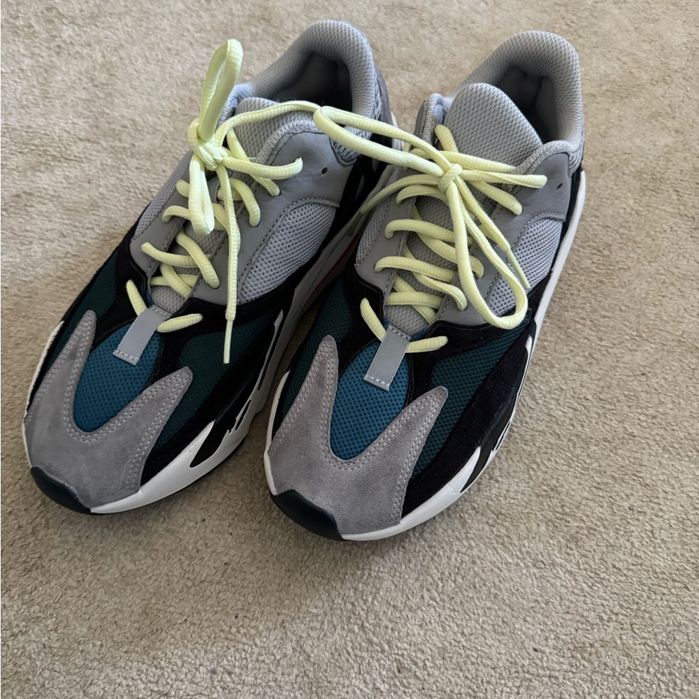 Yeezy Wave runners